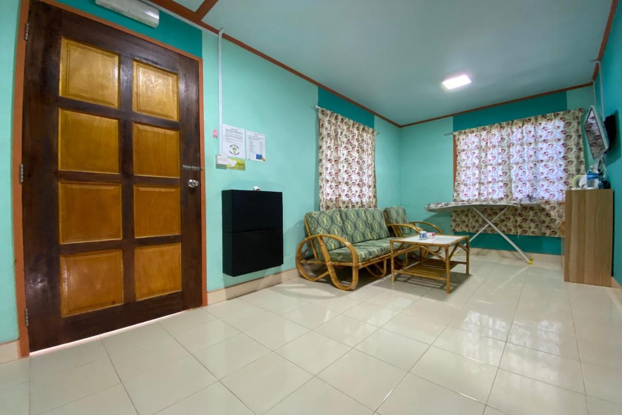 Oyo Home 90286 Yuna Bamboo Rest & Stay Ranau Exterior foto