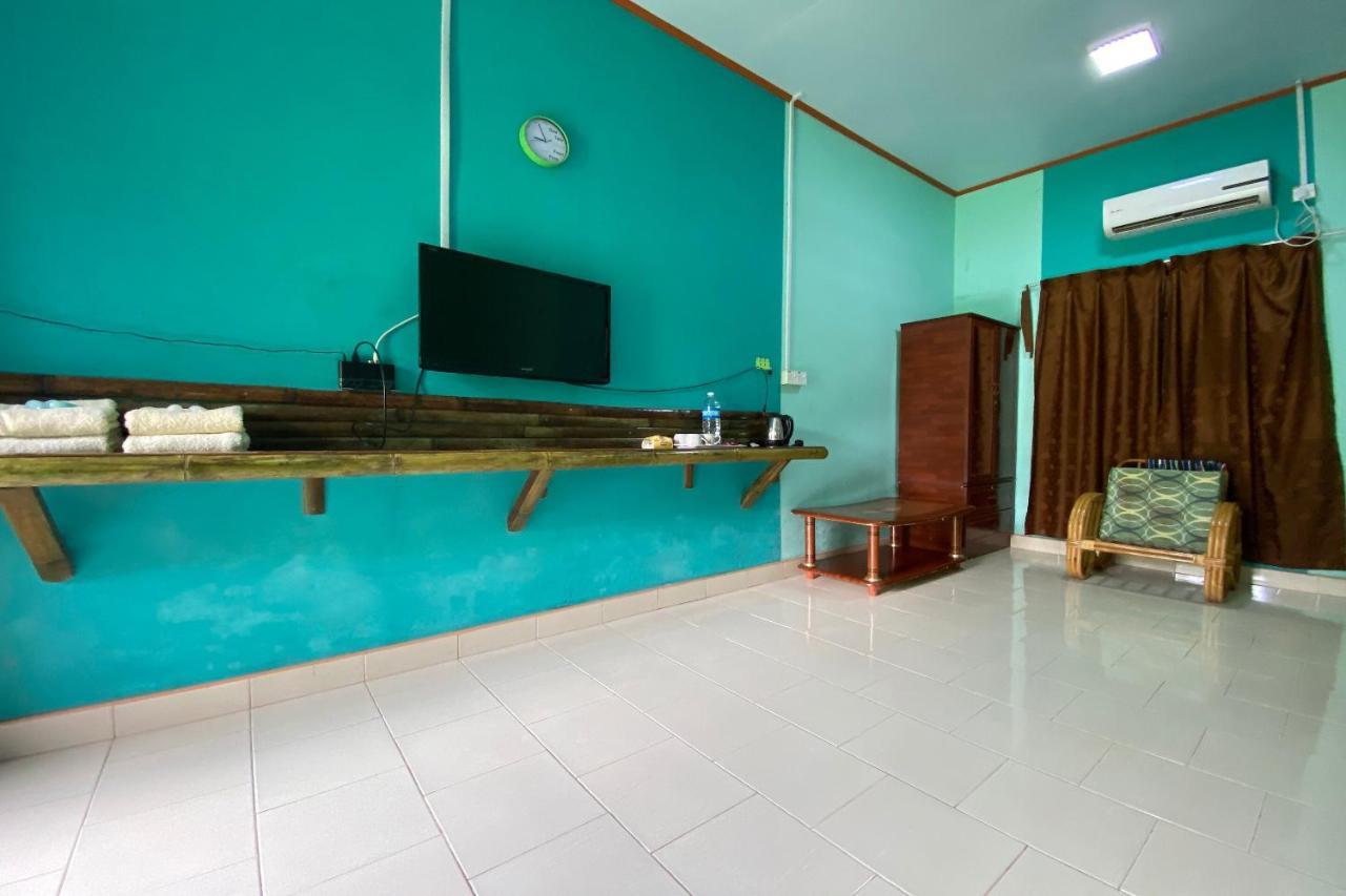 Oyo Home 90286 Yuna Bamboo Rest & Stay Ranau Exterior foto
