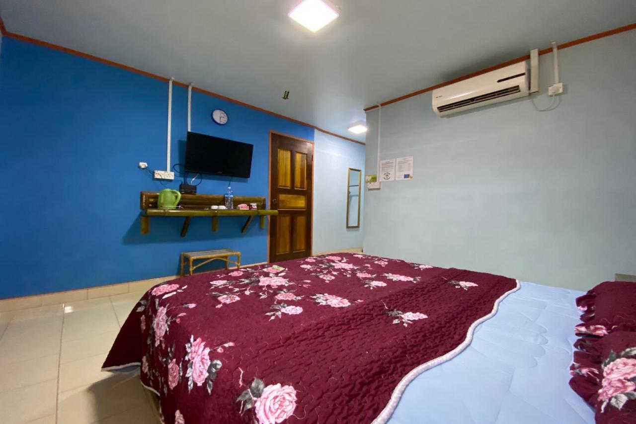 Oyo Home 90286 Yuna Bamboo Rest & Stay Ranau Exterior foto